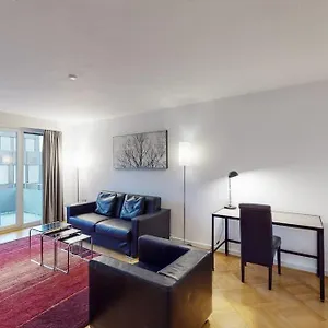 https://bright-1-bedroom-flat-in-the-city-centre.hotelsbaselswitzerland.com